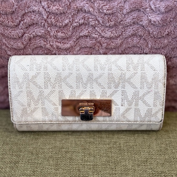 🎉HP🎉 Michael Kors SET White and Brown Logo Tote Bag and Wallet Set - Picture 4 of 16